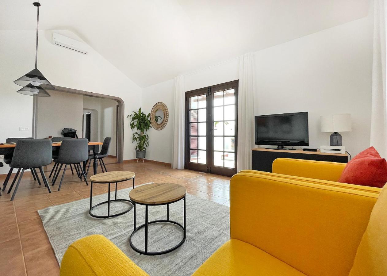Villa Charlotte ติอาส ภายนอก รูปภาพ